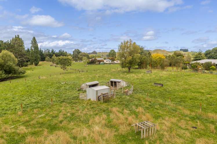 345 White Road Waipawa_17