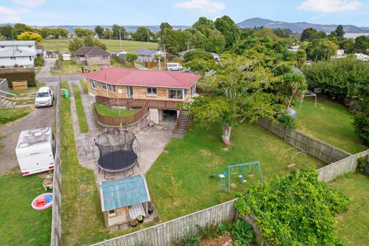 8 Elliott Crescent Owhata_15