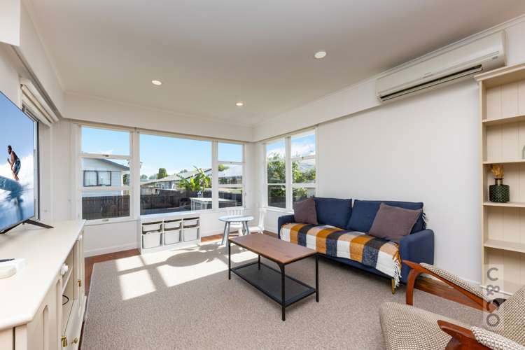 15a Springs Road Parakai_6