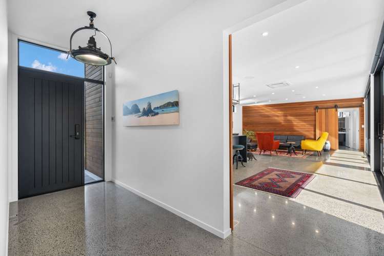 7 Edgewater Place Matapouri_12