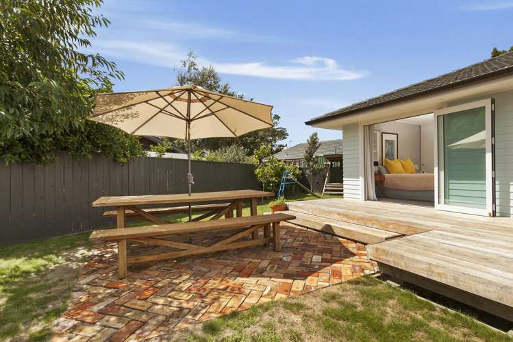 5 Roby Street Te Atatu Peninsula_12