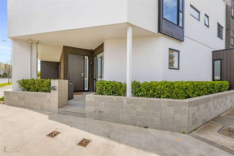 72 Squadron Drive Hobsonville_33