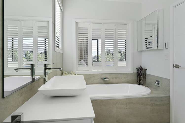 37 Mcadam Drive Jacks Point_16