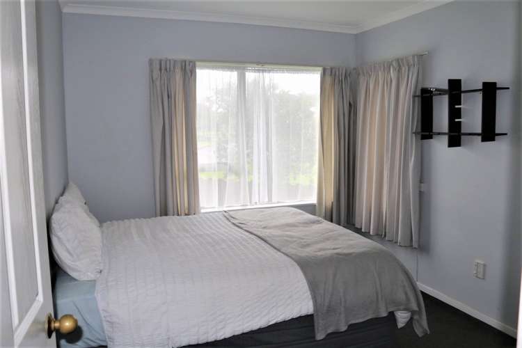 11 John Lister Close Golflands_5