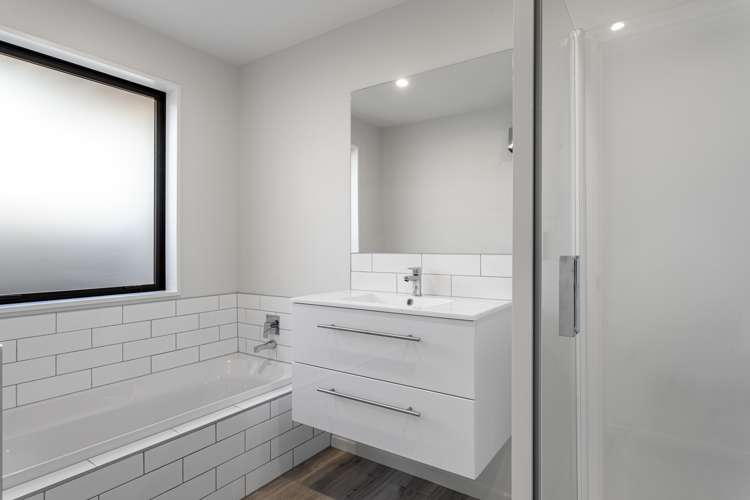 14 Grey View Grove Rangiora_9