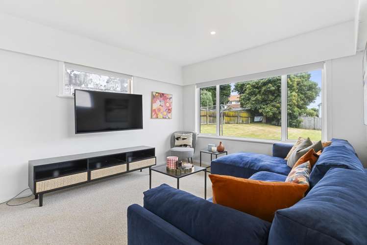 57 Court Crescent Panmure_1