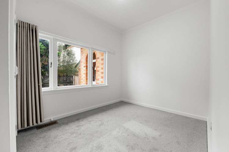 8 Knighton Road Hillcrest_17