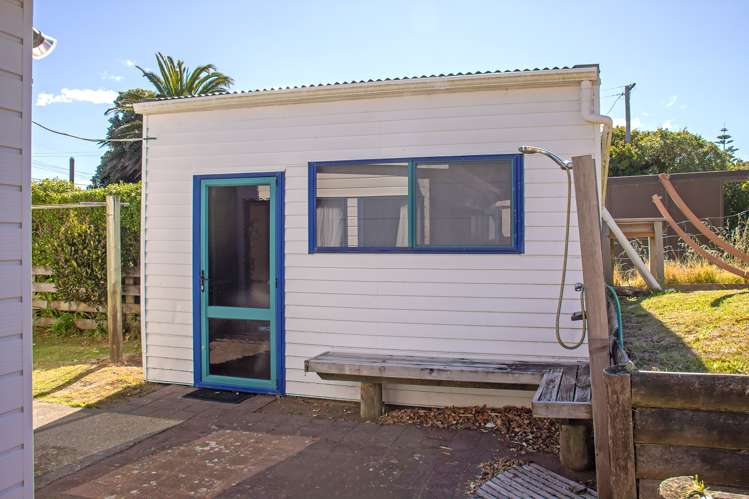 43 Pinedale Crescent Riversdale Beach_9