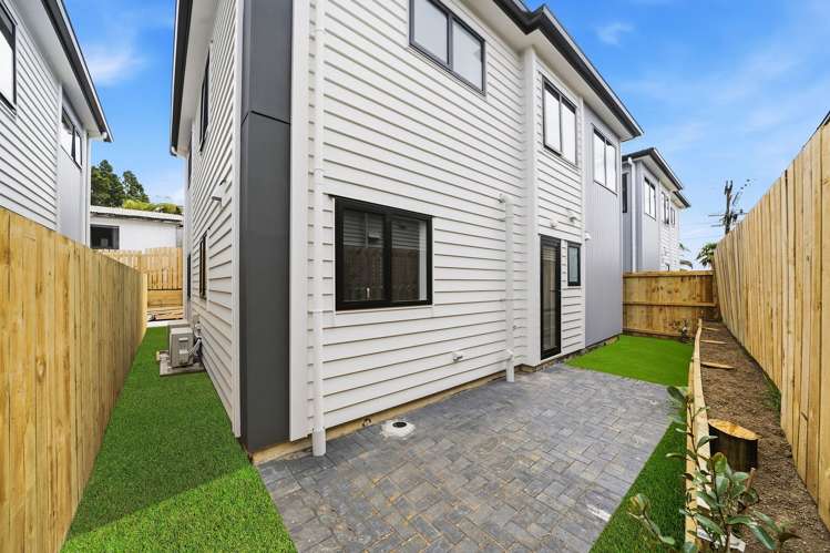 9 Eastglen Road Glen Eden_5