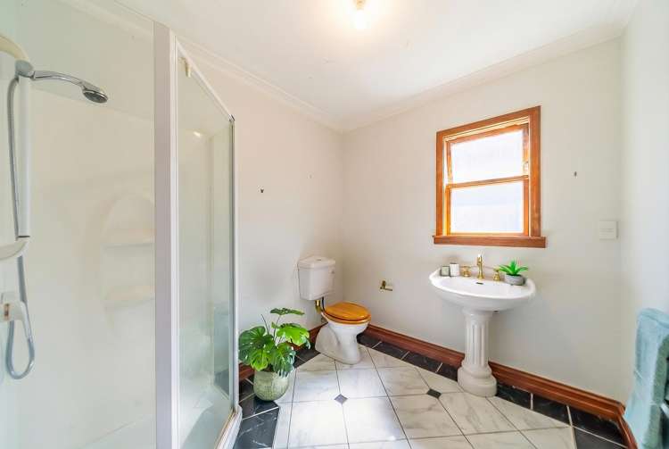 17 Paremata Crescent Paremata_20