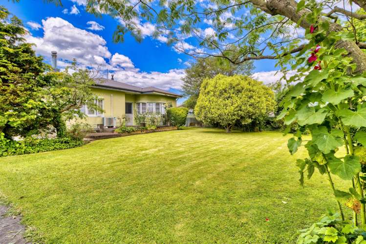 908 Clive Street Akina_14