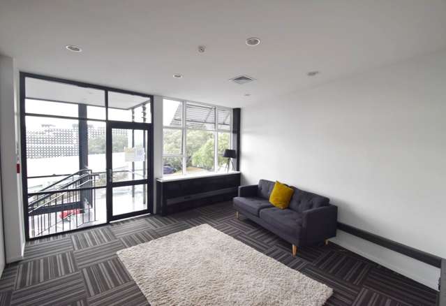 27 Gillies Avenue Newmarket_2