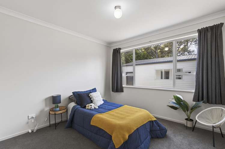 136A Seaview Road Westown_12