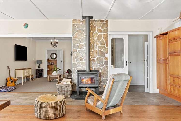 656 East Takaka Road_2