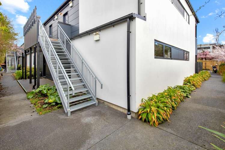 8/142 Leinster Road Merivale_17