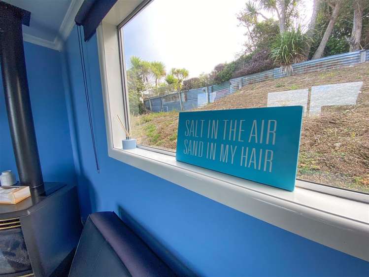 38 Esplanade Kaka Point_9