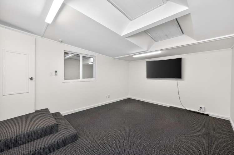 J/18 Moselle Avenue Henderson_5