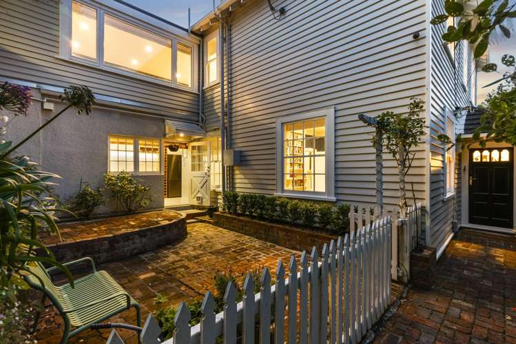 112 Karori Road Karori_27