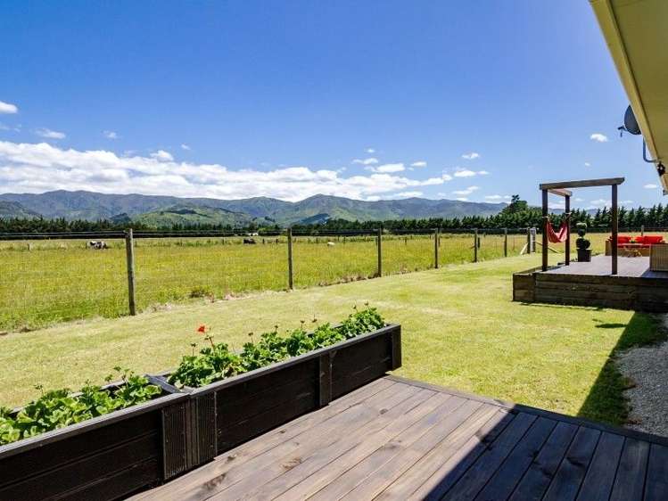 192 State Highway 53 Featherston_5