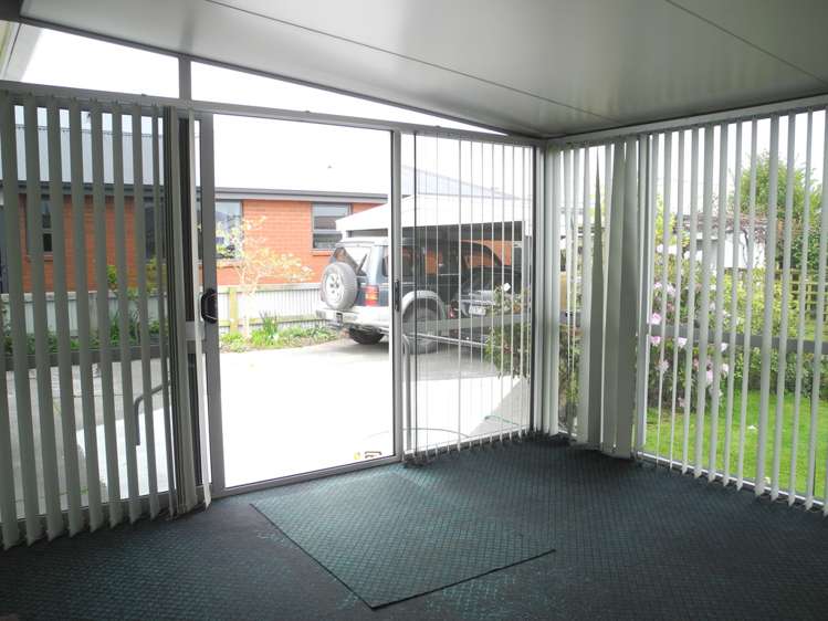 2/35 Dee Street Seaview_12