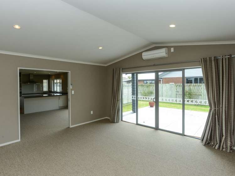 12 Highgrove Place Waipukurau and Surrounds_9