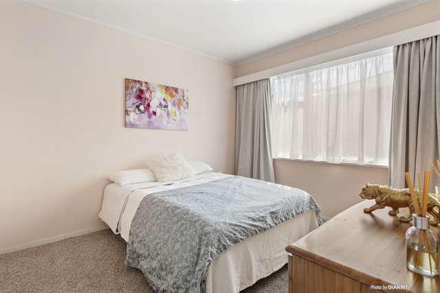 7/139 Queens Drive Lyall Bay_4