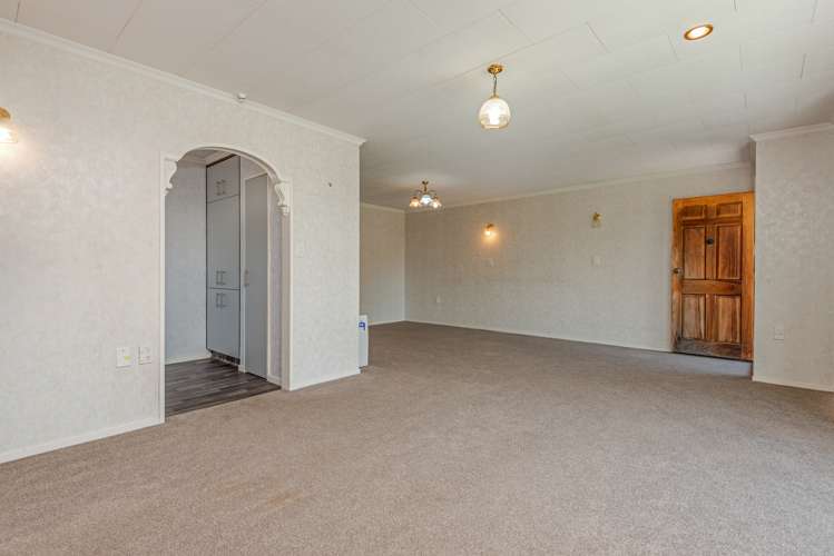 195 Kimbolton Road Feilding_10