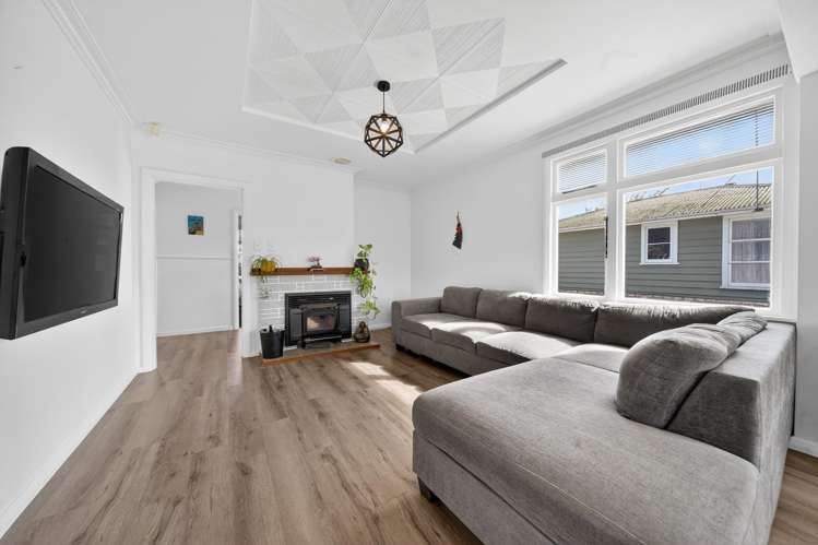 382 High Street South Carterton_14