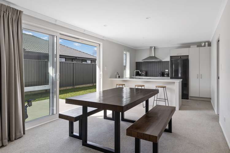 2 Lattay Lane Pyes Pa_5