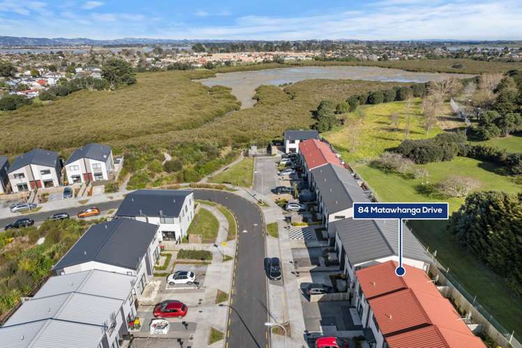 84 Matawhanga Drive Wattle Downs_12