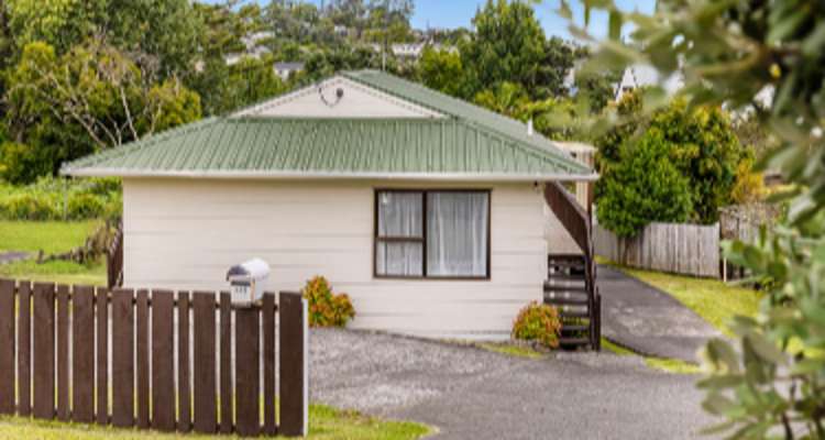 420 Whangaparaoa Road_0