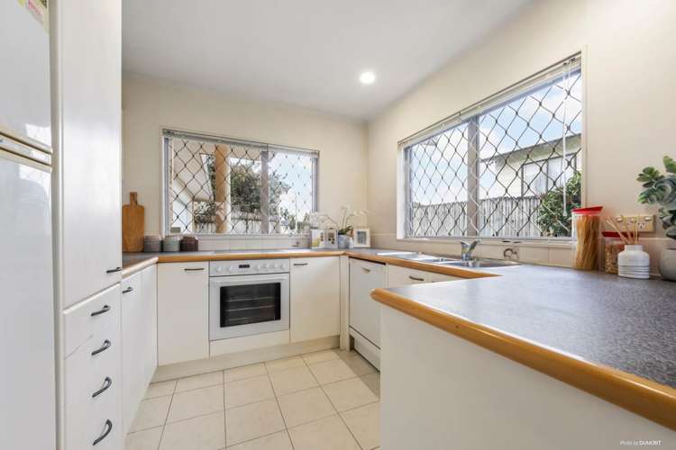 47a Hayr Road Three Kings_8