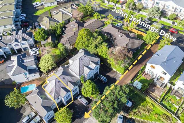 15/30 John Jennings Drive Oteha_2