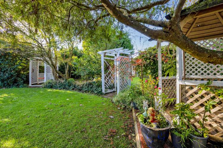 196 Seaview Road Westown_19