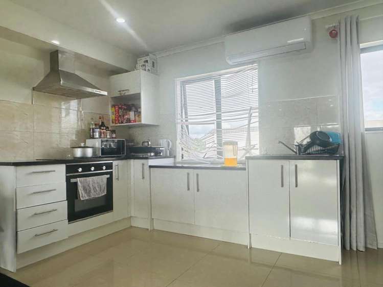 4/8 Kerrs Road Wiri_2