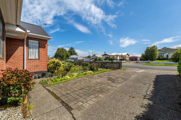 81 Islington Street Turnbull Thomson Park_14
