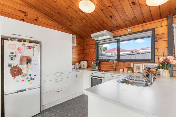 10 Bell Road Beachlands_21