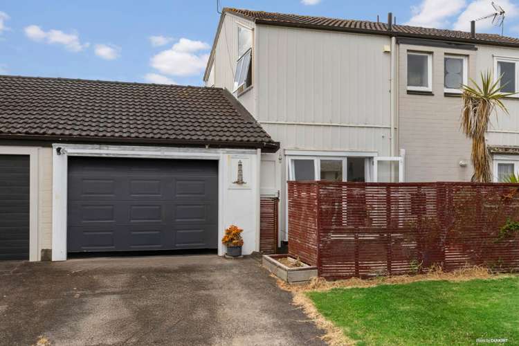 11 Elm Street Waiuku_11
