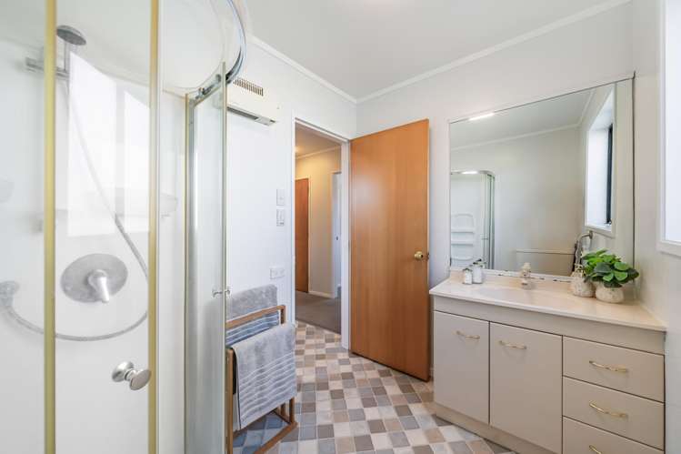 16 King Street Petone_9