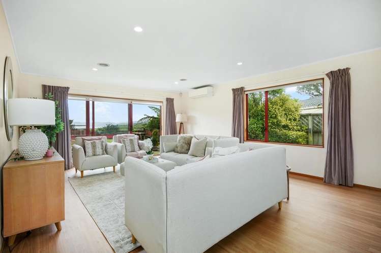 58 Cypress Drive Maungaraki_3