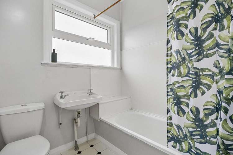 49 Aotea Street Tainui_14