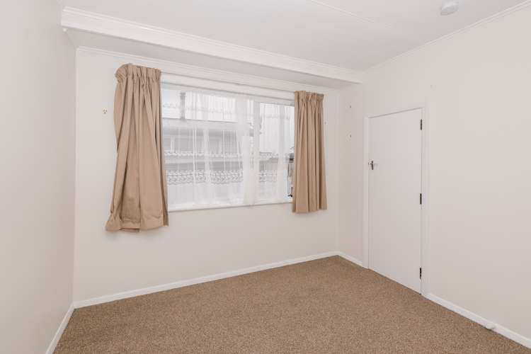 43 Owen Street Bunnythorpe_7