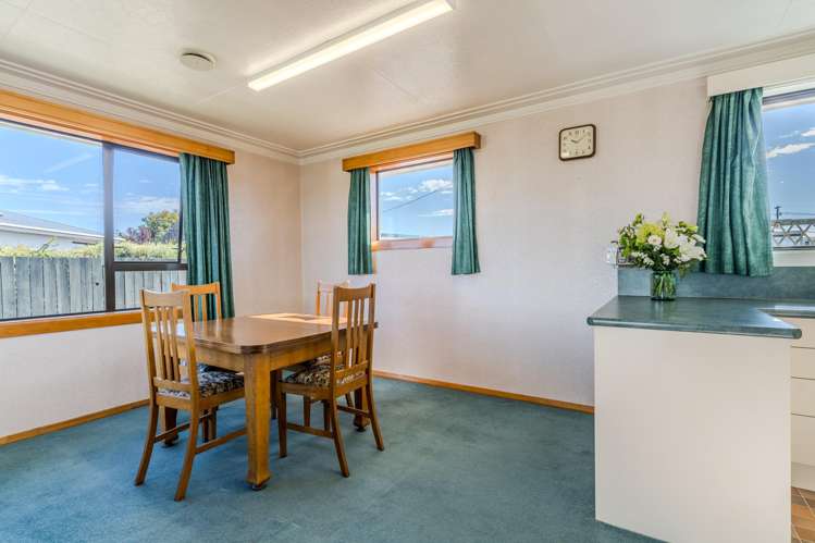 16 Esk Place Mosgiel_8