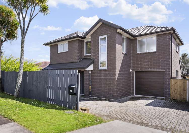 1A Grandison Crescent_1