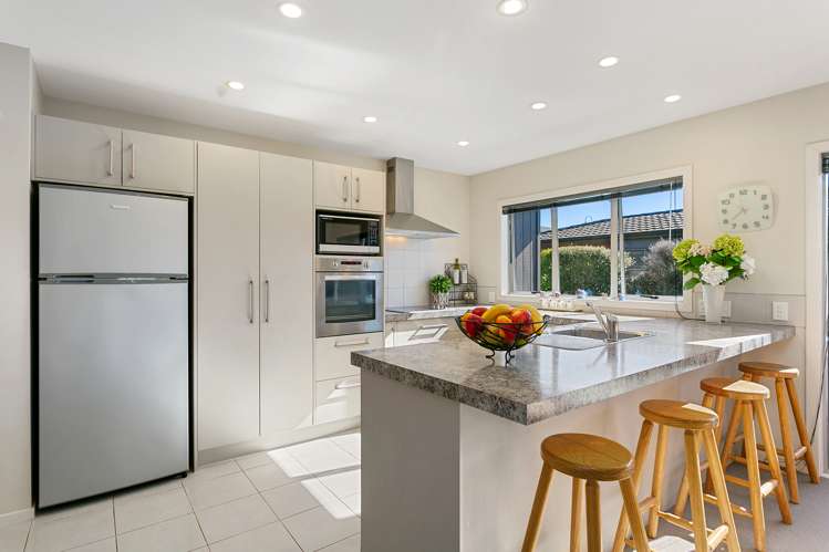 5 March Brown Place Nukuhau_2