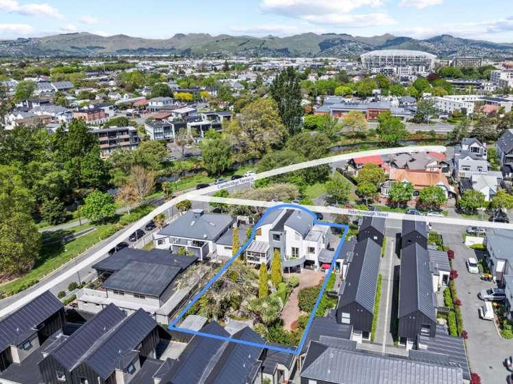 227 Peterborough Street City Centre_17