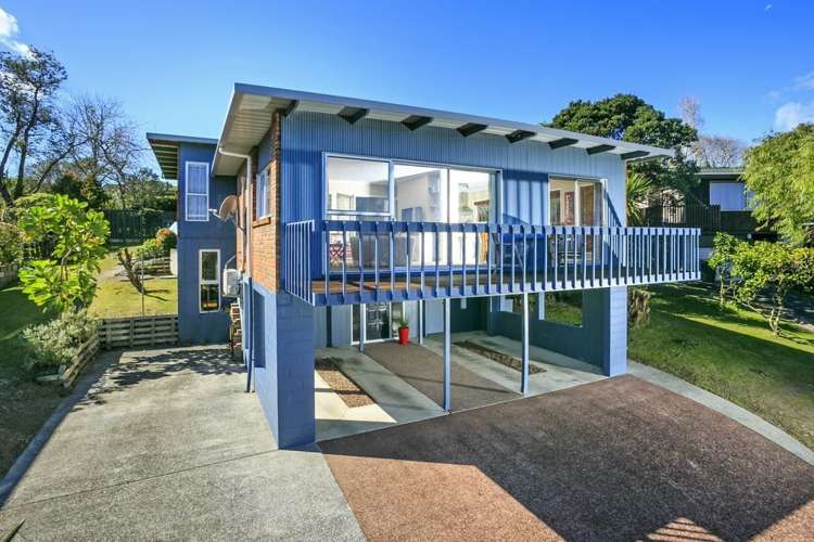 102 Ravenwood Drive Forrest Hill_11