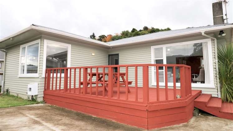 12 George Street Stokes Valley_26