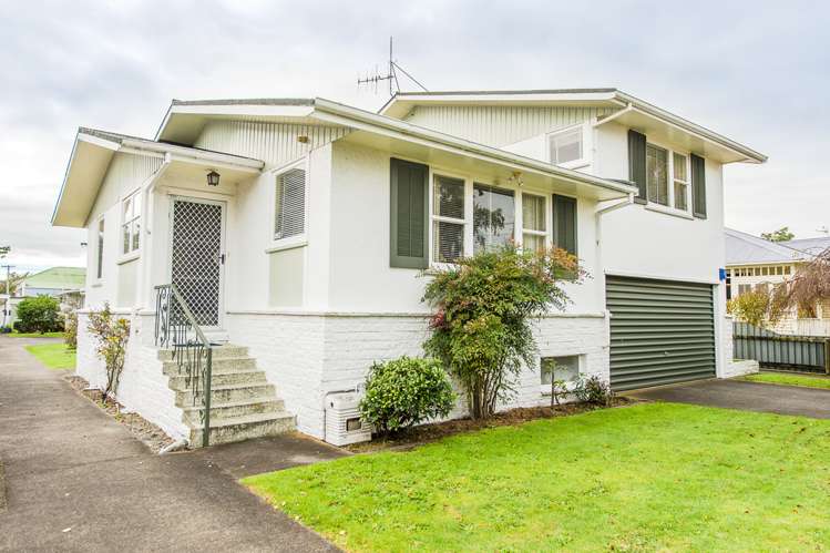 27 Young Street Wanganui East_0