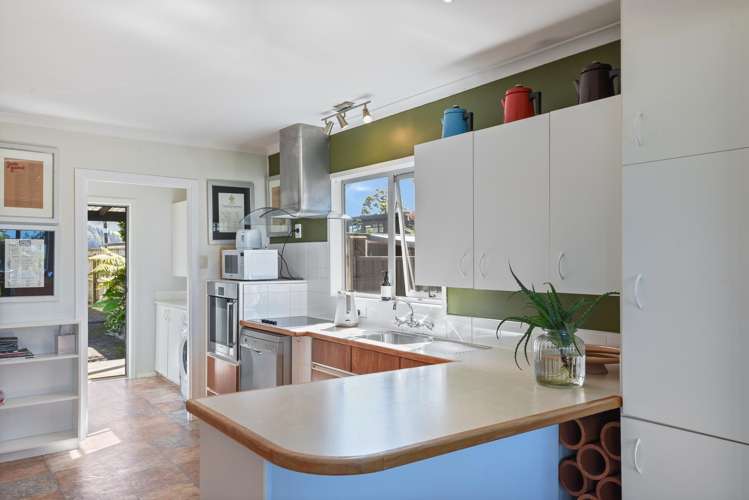 137 Koutu Road Kawaha Point_7